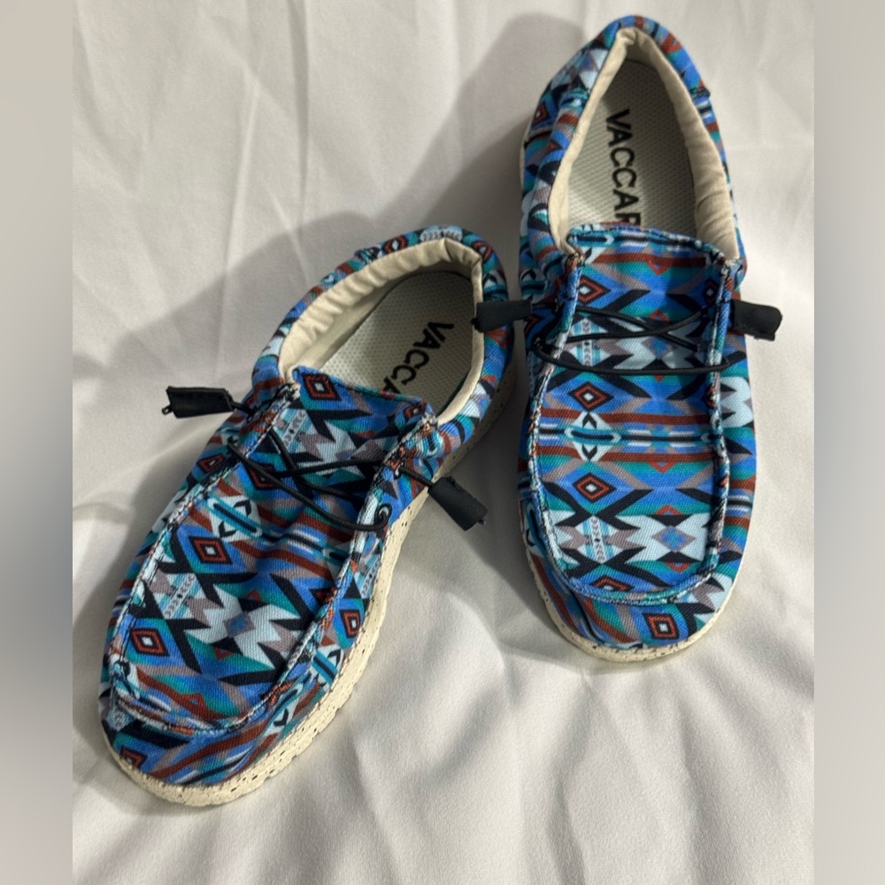 Women’s Aztec print slip on shoes